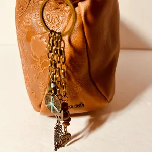 The Sak Sequoia Satchel Leather Embossed Purse Zip Closure +Charm 13” X 8” X 4” thumbnail 5