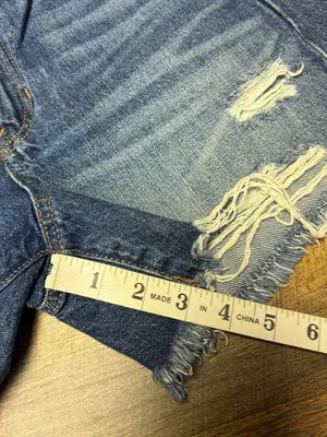 American Eagle 90s Boyfriend Denim Jean Short Womens 6 Distressed Ripped Jorts thumbnail 4