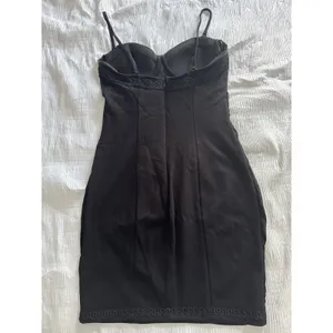 NWT H&M Little Black Dress Emroidery Tank Short Cocktail Going Out Club Mini thumbnail 4