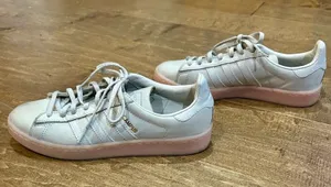 Adidas Women’s Campus W Sneakers Crystal White Pink Size 7 Used thumbnail 1