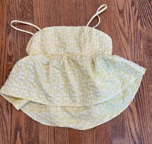 Yellow floral Amazon top  thumbnail 1