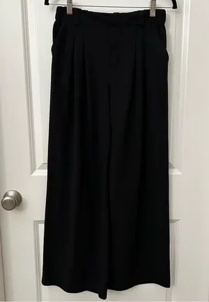 Halara Black Wide-Leg Knit Pants Medium thumbnail 1