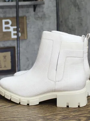 Journee Collection Foam Inside Zip Block Heel Booties Ivory Off White 9.5M thumbnail 2