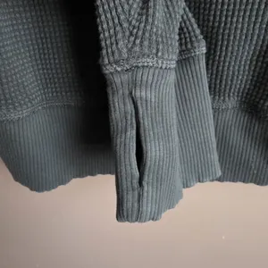 OFFLINE By Aerie Wow! Waffle Knit Oversized Long Sleeve Size S Tshirt Dark Green thumbnail 9