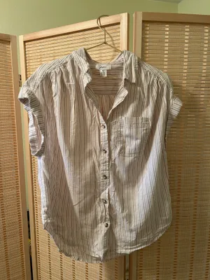 Boutique Striped short sleeve button up thumbnail 2