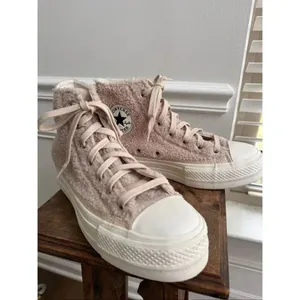 Converse Chuck Taylor All Star Platform High Cozy Club Beige Boucle 8 thumbnail 4