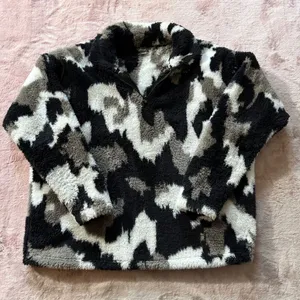 Eddie Bauer Womens 1/4 Zip Mock Neck Faux Fur‎ Sweater Size XLarge thumbnail 1