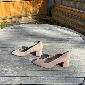 Marc Fisher LTD YEHUDI Pointed Toe Pumps Size:‎ 7 thumbnail 4