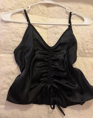 Black tank thumbnail 1