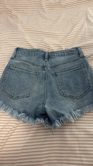 Francesca's Shorts Denim thumbnail 2