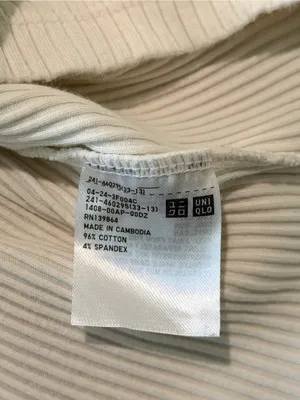 Uniqlo Ribbed Mock Neck Long-Sleeve Slim Fit Top in Off White Size Medium thumbnail 6