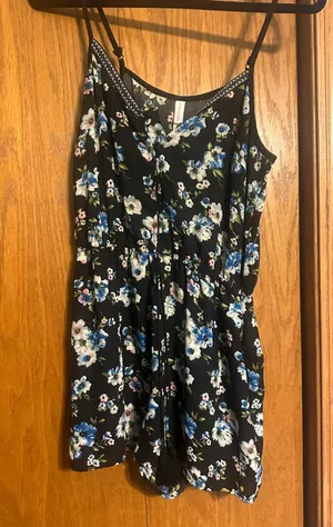 Floral And Black Romper Size M thumbnail 1