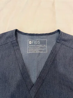 FIGS Denim Blue Scrubs thumbnail 3