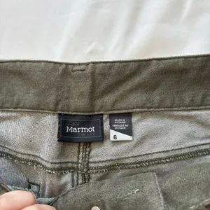 Marmot Mid Rise Skinny Jeans‎ Green Womens 6 Outdoor Hiking Causal Quiet Luxury thumbnail 4