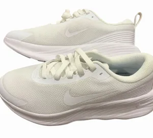 Nike Women’s White Running Walking Shoes Size 8.5 Athletic Sneakers thumbnail 1