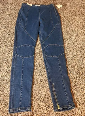 We The Free Bella Moto Mid Rise Skinny‎ Jeans Size 25 Women's Blue Denim thumbnail 1