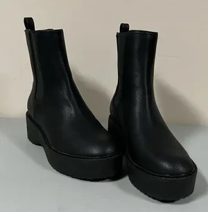 mix no. 6 Black ‘Caraline’ Pull-On Chunky Platform Chelsea Boots Booties Shoes Size 9 🕷️ thumbnail 1