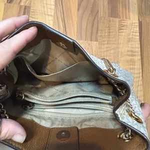 Michael Kors Beige Gold Women's Bag with damage thumbnail 5
