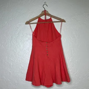 Free People Beach Seashell Sweater Romper Halter Coral Orange Knit Size Medium thumbnail 2