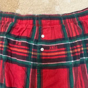 PINK Victoria’s Secret red green plaid pajama shorts women’s size small thumbnail 5