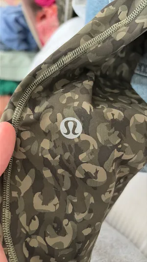 Lululemon leggings camo crop adjustable thumbnail 5