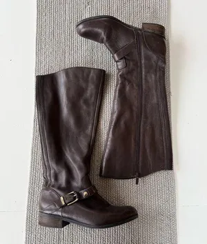 Me Too Arctic Oxblood Dark Brown Leather Tall Riding Boots Gold Details Size 8 thumbnail 1