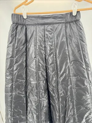 Black puffer snap front maxi skirt winter neutral pockets outdoor casual ski thumbnail 3