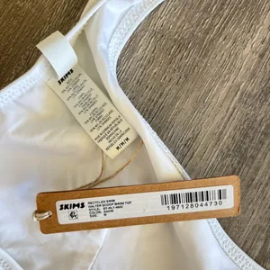 SKIMS New Halter Bikini Top m thumbnail 3