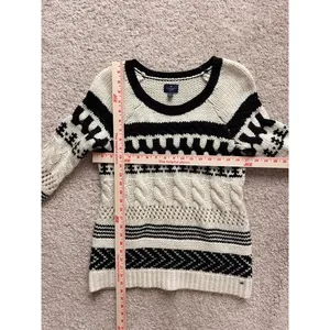 American Eagle Fair Isle Chunky Cable Knit Wool Blend Sweater Cream Black XS thumbnail 2