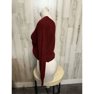 Burgundy Twist Front Waffle Knit Long Sleeve Sweater – Size Small thumbnail 2