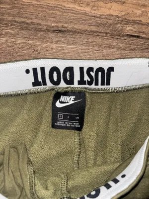 Nike Green Sweatpants Olive thumbnail 5