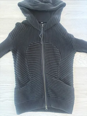 Lululemon Embrace Black Knit Scuba Hoodie Size 8 thumbnail 2