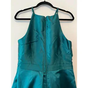 Lulu’s Broadway Show Emerald Green High-Low Gown Size M thumbnail 11
