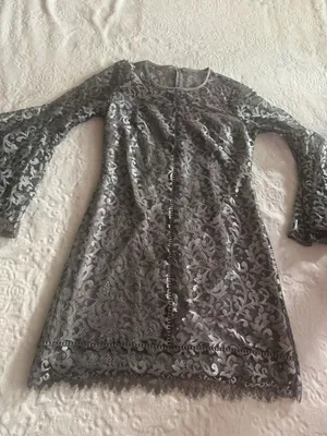 White House Black Market Size 8 Metallic Silver Bell Sleeve Dress thumbnail 5