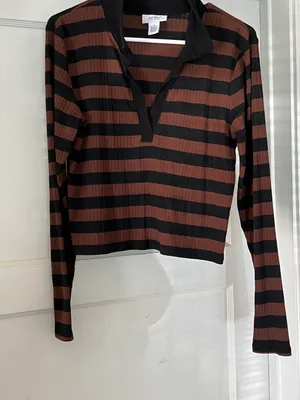 Brown Striped Long sleeve Size XL thumbnail 1