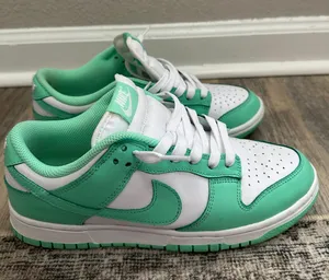 Nike Dunk Low Green Glow Size 8.5 thumbnail 3