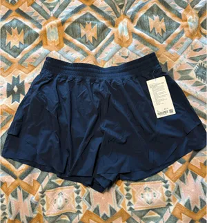 Lululemon Shorts thumbnail 2