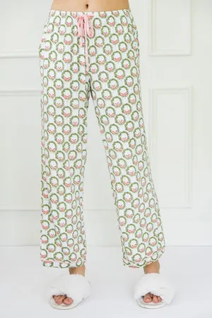 Mary Square Charlotte Long Sleeve Button-Up Pajama Top and Pants Set Deck The Halls thumbnail 5