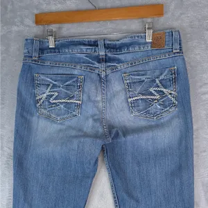 BKE Jeans Womens 34x20 Blue Culture Boot Cut Off Crop Raw Hem DIY Ankle Cropped‎ thumbnail 3
