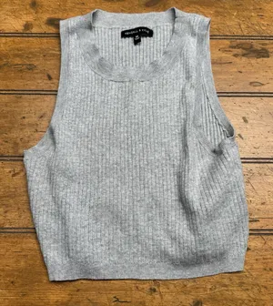 Kendall‎ & Kylie Copped Sleeveless Sweater Gray Size Medium thumbnail 1