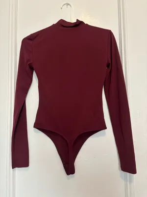 Aritzia Babaton Babaton Contour MockNeck Longsleeve Bodysuit Small in Grapevine thumbnail 4