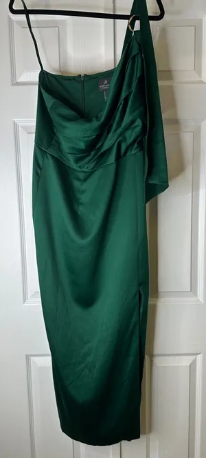 Adrianna Papell Emerald One Shoulder Gown with Slit Size 14 Wedding Guest thumbnail 1