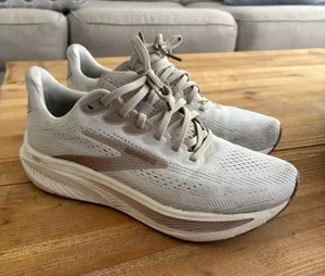 Brooks Ghost Running Shoes thumbnail 1