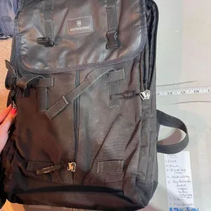 Victorinox Men's Altmont Flapover Expandable Laptop Backpack Bag Black Large‎ thumbnail 13
