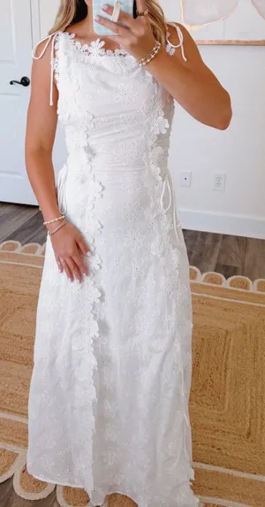 White Maxi Dress Altar'd State thumbnail 1