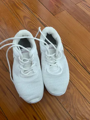 Nike Shoes thumbnail 2