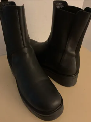 Steve Madden women Black leather platform Chelsea Boots US 10 thumbnail 8
