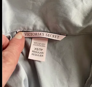 Victoria's Secret satin sequin pajama set XS thumbnail 3