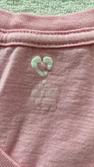 “Wine is my Valentine” T-shirt short sleeve V-neckline hearts/glasses Sz medium thumbnail 6