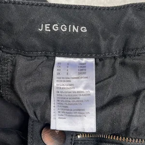 American Eagle Women’s Black Denim Distressed Jegging Size 4 SHORT thumbnail 9